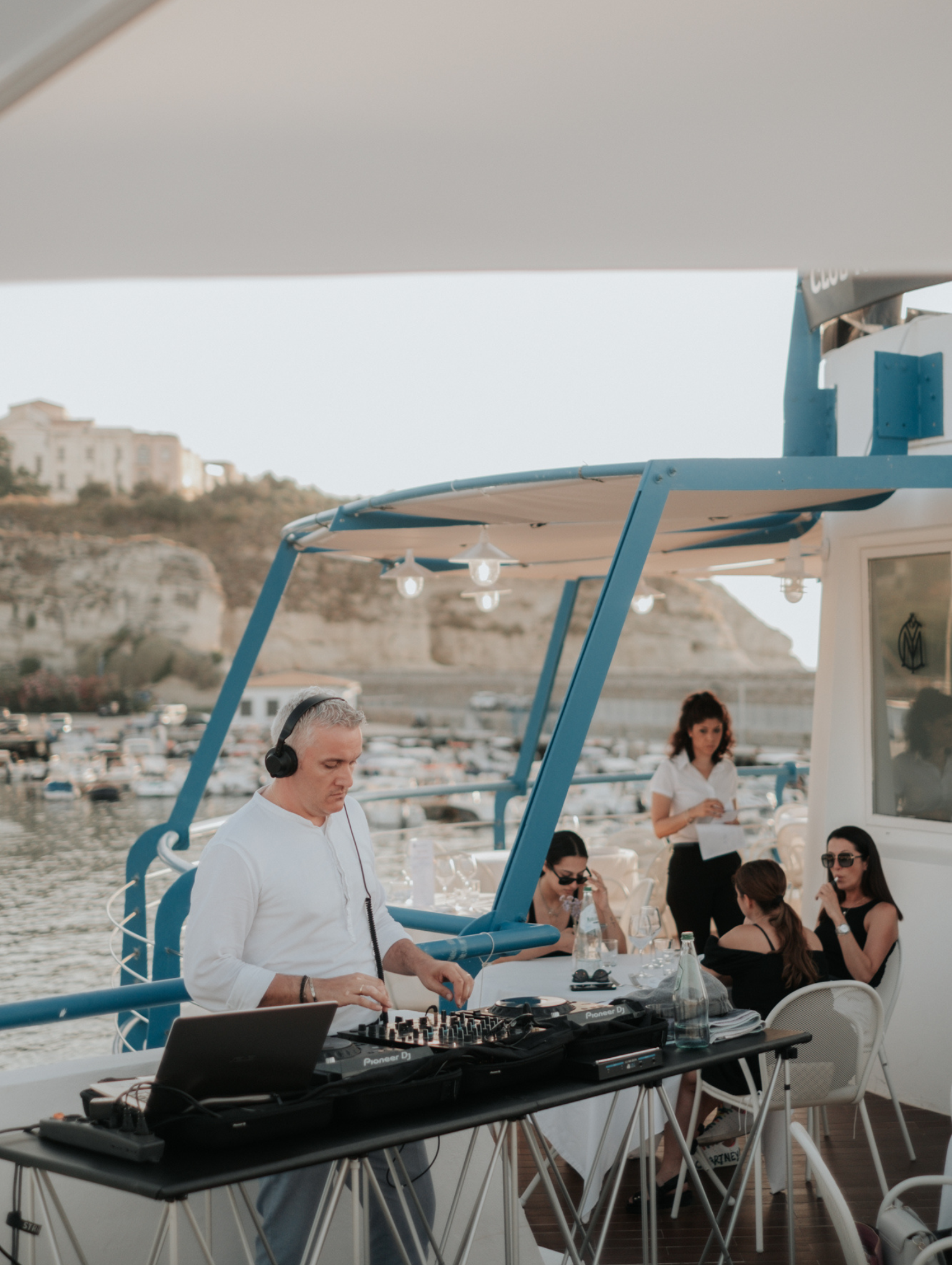 Dj set presso Marina Yacht Club